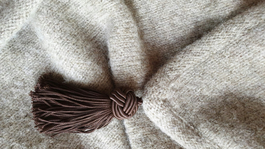 Gilet en cachemire : comment bien le choisir et le porter ?
